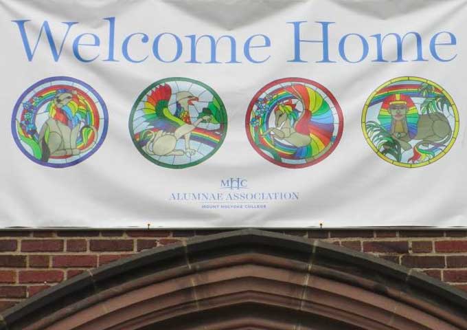 Welcome home banner